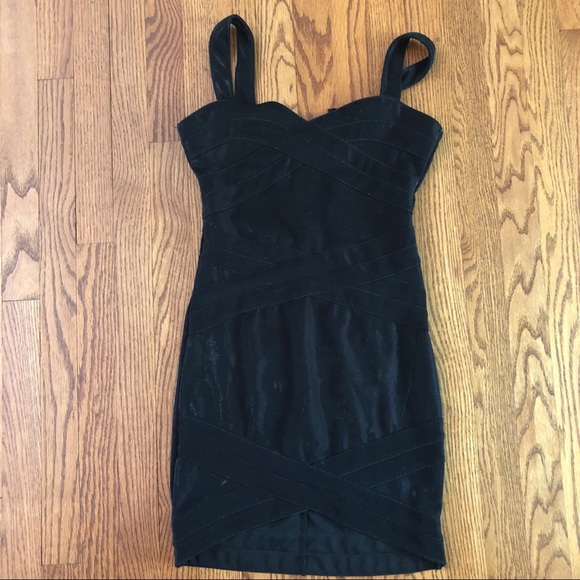 H&M Dresses & Skirts - H&M Bodycon Bandaged Dress
